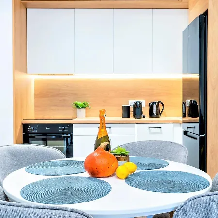 Over The River - Widok Na Rzeke, Przy Parku, Parking, Winda, Netflix I Max, Centrum Apartment