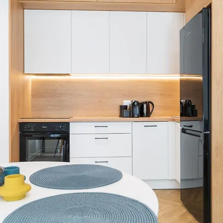 Over The River - Widok Na Rzeke, Przy Parku, Parking, Winda, Netflix I Max, Centrum Daire