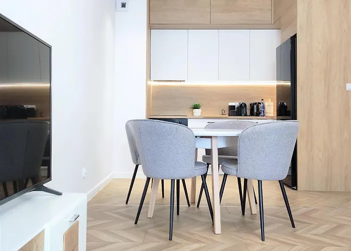 Over The River - Widok Na Rzeke, Przy Parku, Parking, Winda, Netflix I Max, Centrum