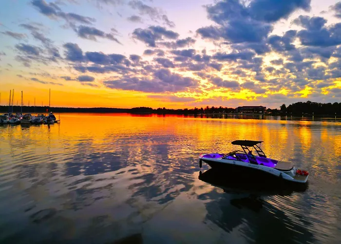 Apartment Over The River - Widok Na Rzeke, Przy Parku, Parking, Winda, Netflix I Max, Centrum